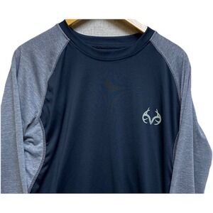 RealTree Pull Over Long Sleeve Mens Large Black And Gray Shirt Graphic